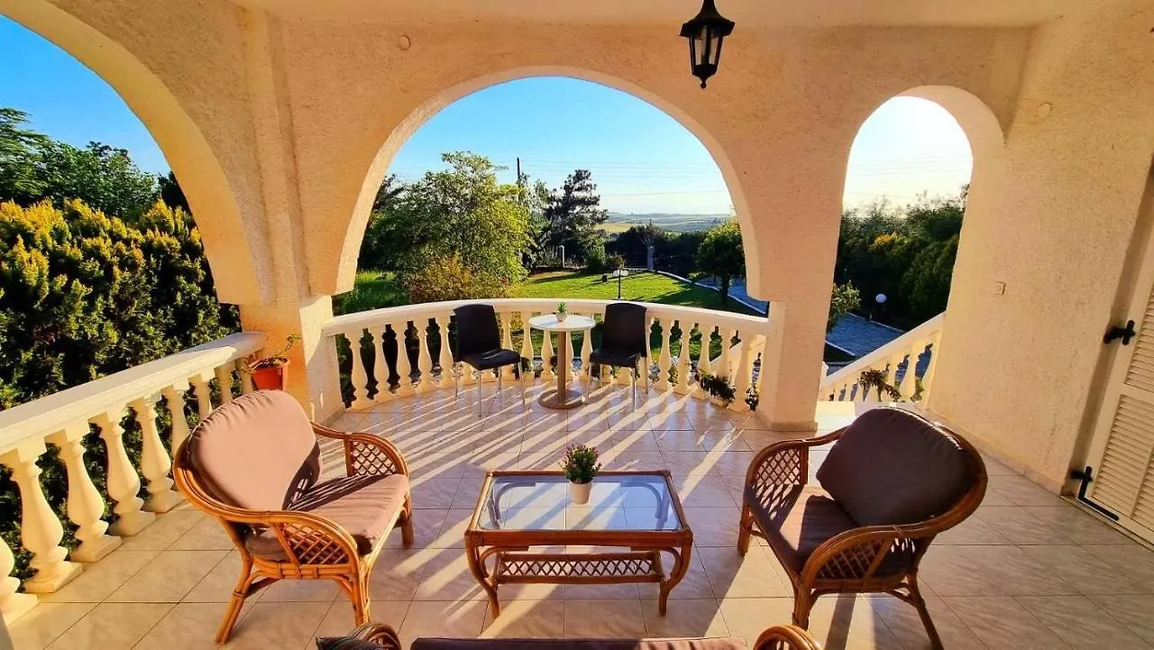 Apartment Villa Harris Nea Poteidaia Greece